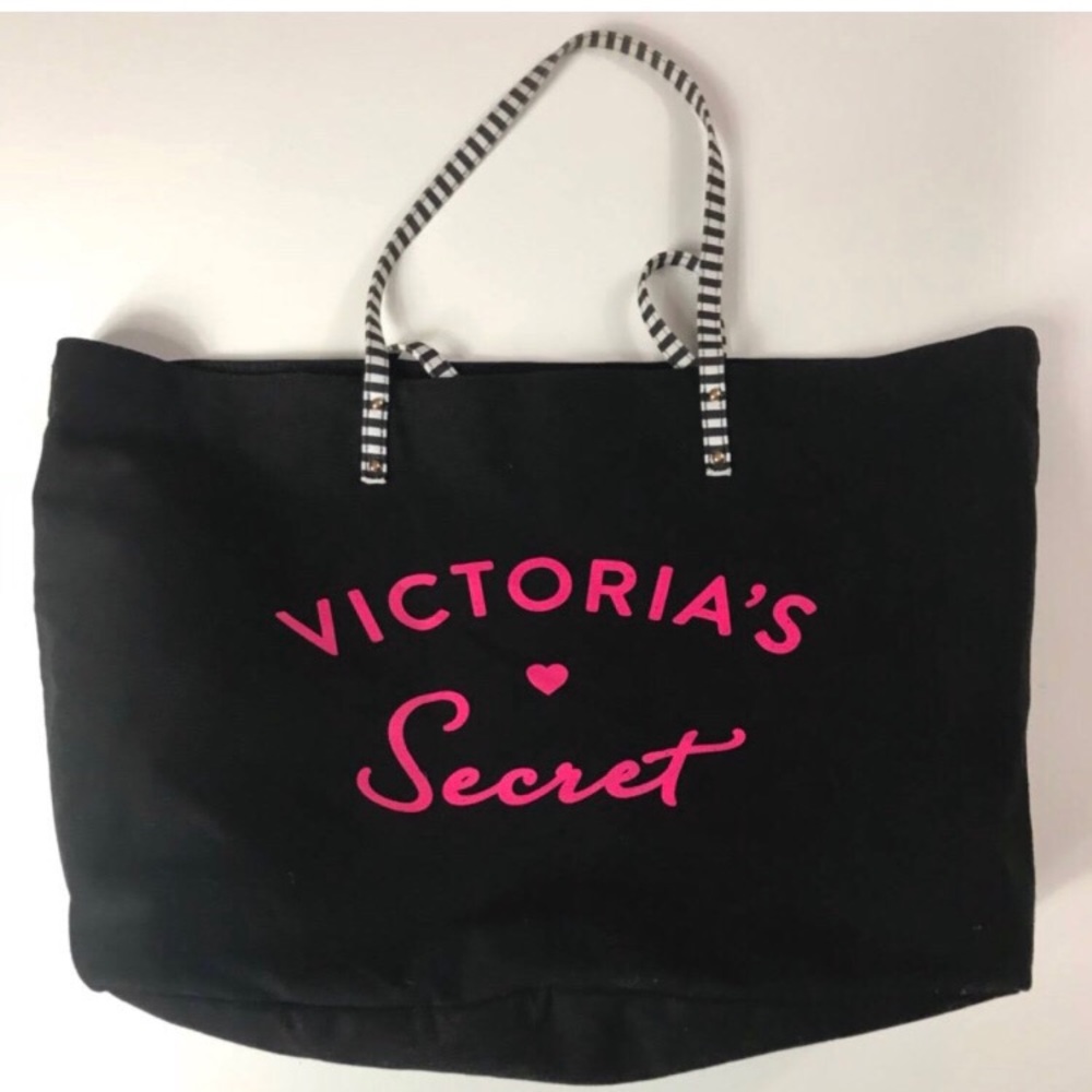Victoria’s Secret Beach Tote - Picture 1 of 14